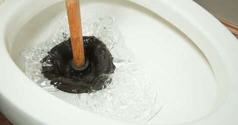 clogged-toilet